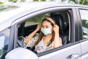 Wearing a mask while driving. Did the pandemic impact traffic accidents in Florida?